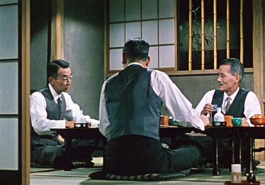 Ozu, le go&ucirc;t du sak&eacute;